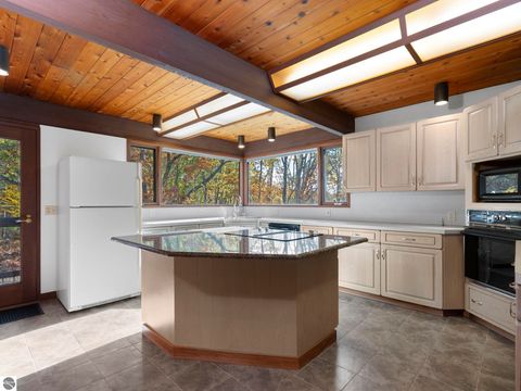 Tiny photo for 8560 S 41 Road, Cadillac, MI 49601 (MLS # 1939833)