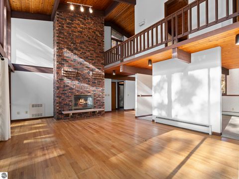Tiny photo for 8560 S 41 Road, Cadillac, MI 49601 (MLS # 1939833)