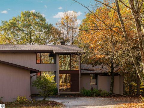 Tiny photo for 8560 S 41 Road, Cadillac, MI 49601 (MLS # 1939833)