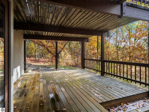 Tiny photo for 8560 S 41 Road, Cadillac, MI 49601 (MLS # 1939833)