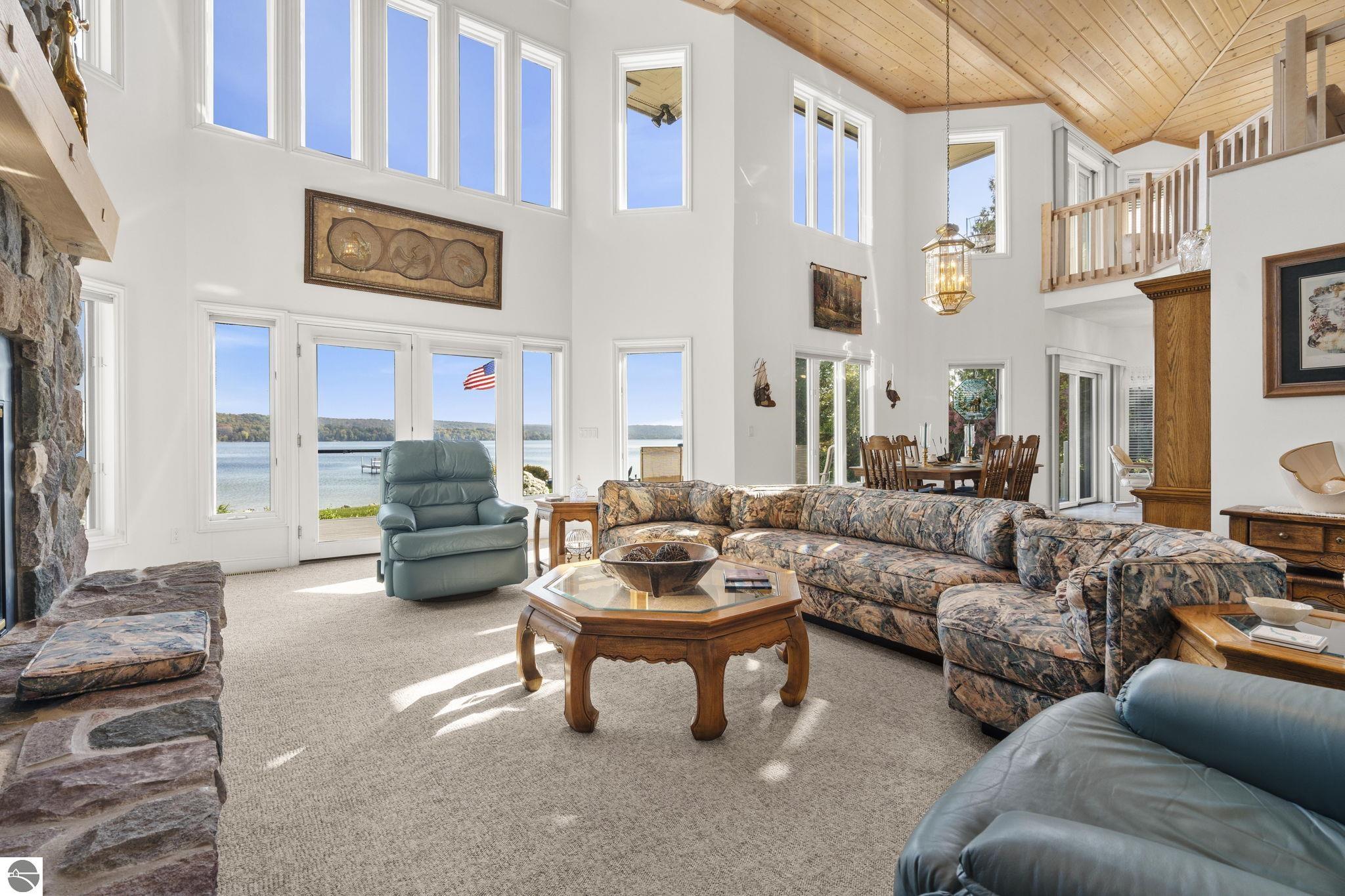 Bellaire, Michigan 49615, United States, 4 Bedrooms Bedrooms, ,4 BathroomsBathrooms,Residential,Pending,223987