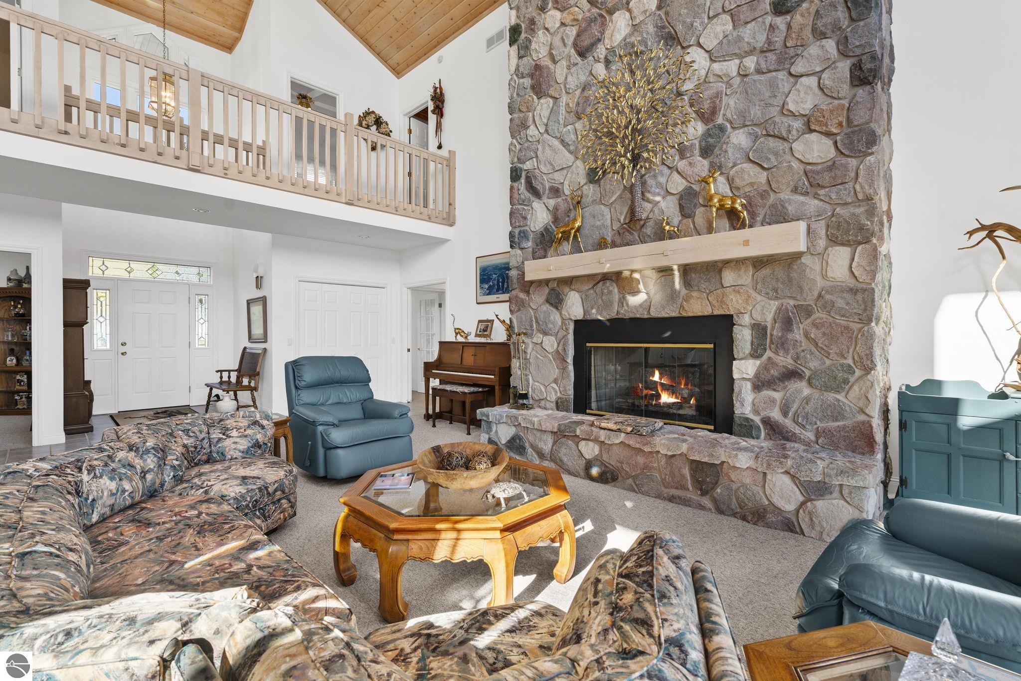 Bellaire, Michigan 49615, United States, 4 Bedrooms Bedrooms, ,4 BathroomsBathrooms,Residential,Pending,223987