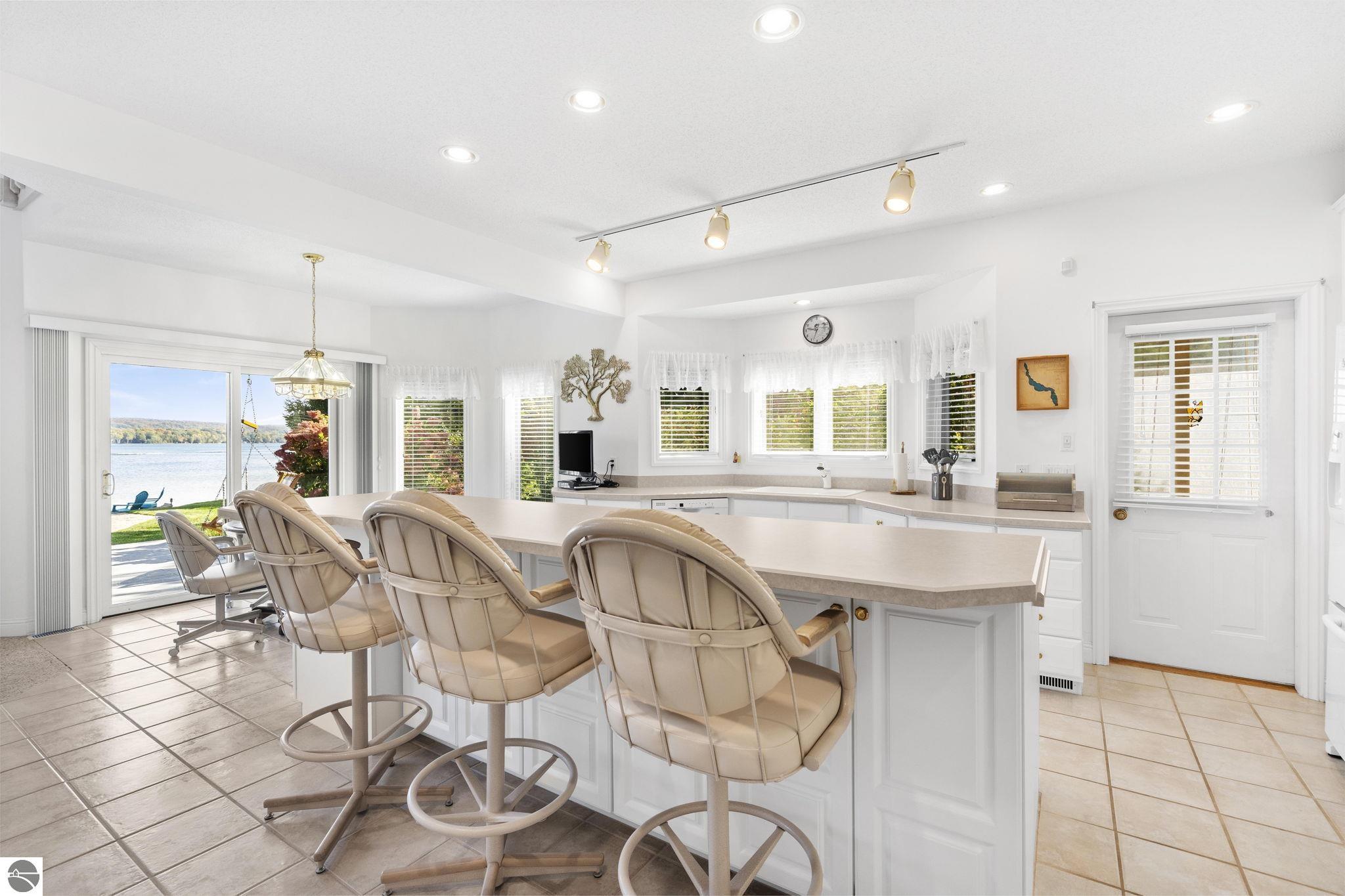 Bellaire, Michigan 49615, United States, 4 Bedrooms Bedrooms, ,4 BathroomsBathrooms,Residential,Pending,223987