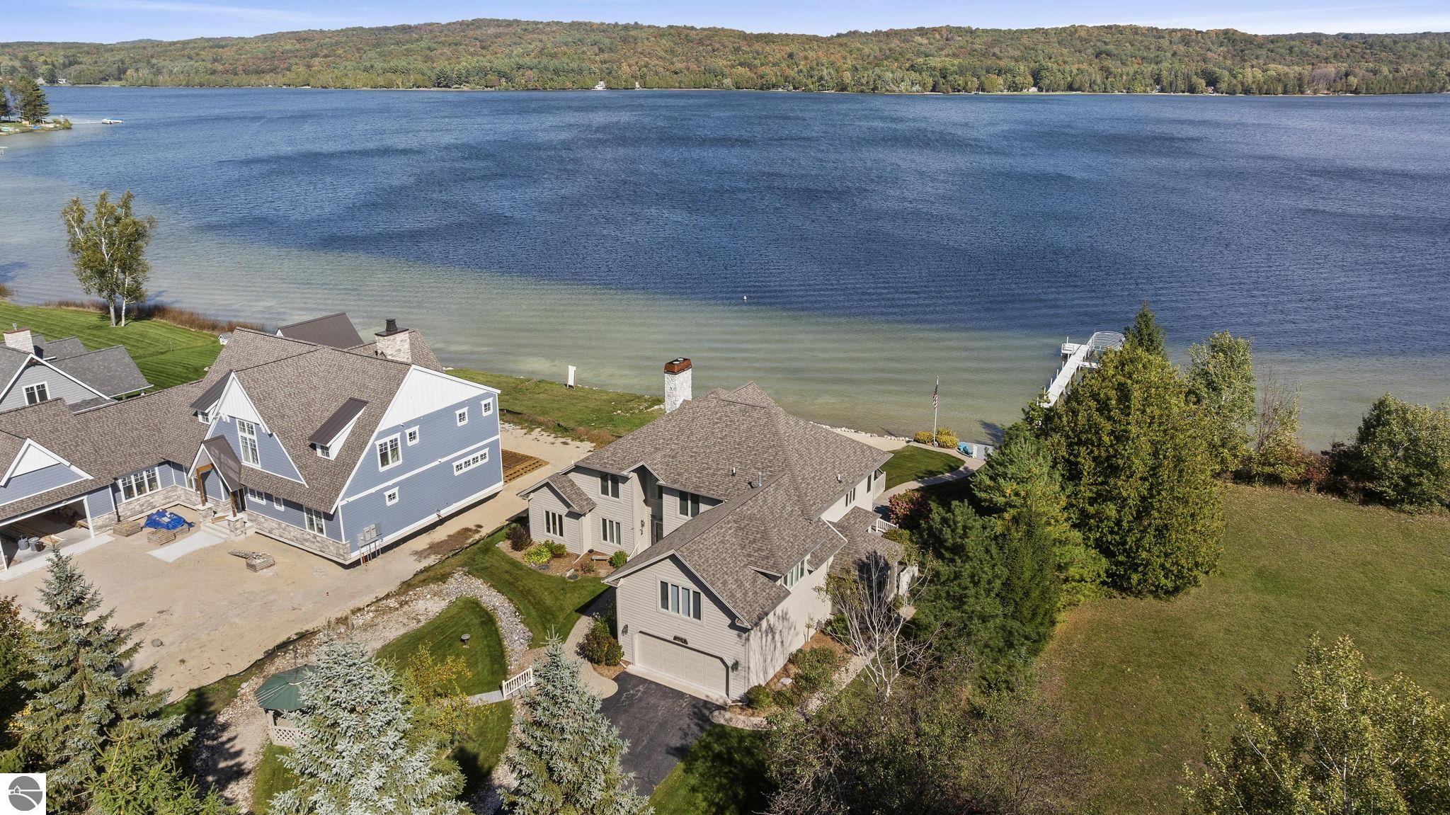 Bellaire, Michigan 49615, United States, 4 Bedrooms Bedrooms, ,4 BathroomsBathrooms,Residential,Pending,223987