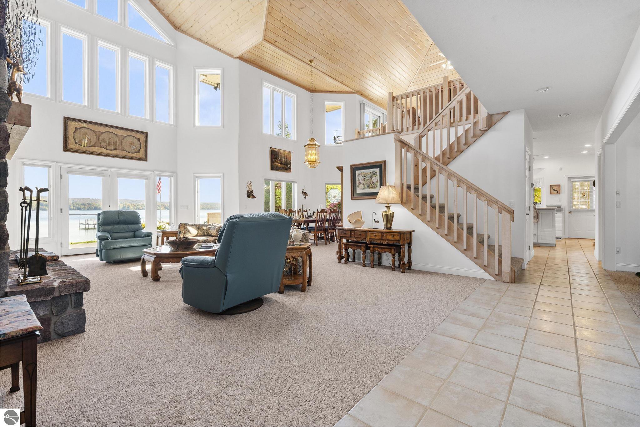 Bellaire, Michigan 49615, United States, 4 Bedrooms Bedrooms, ,4 BathroomsBathrooms,Residential,Pending,223987