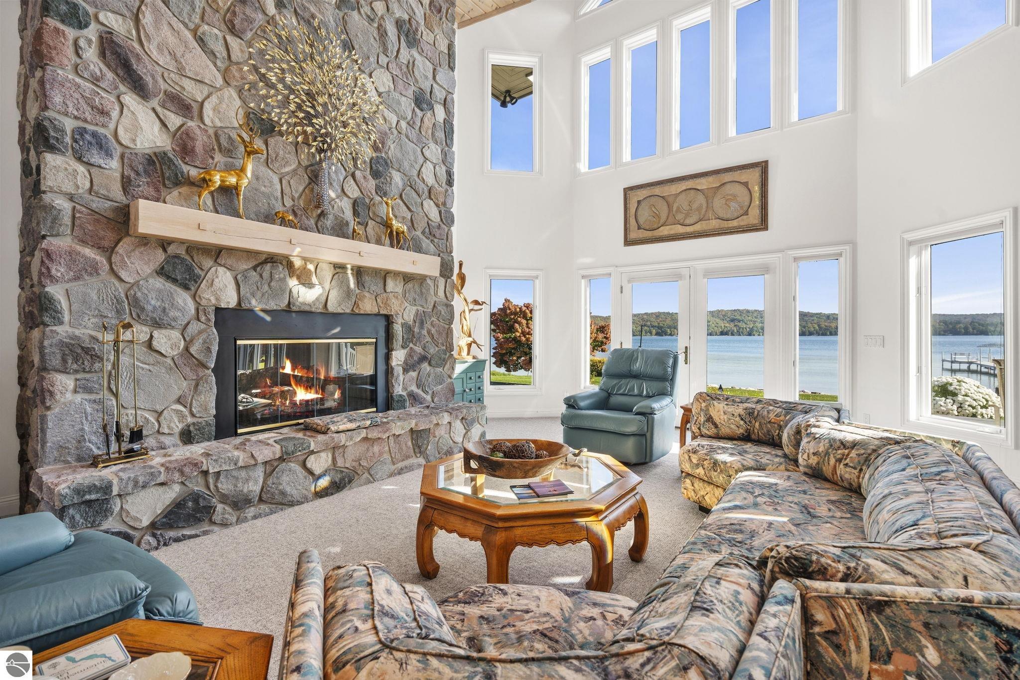 Bellaire, Michigan 49615, United States, 4 Bedrooms Bedrooms, ,4 BathroomsBathrooms,Residential,Pending,223987