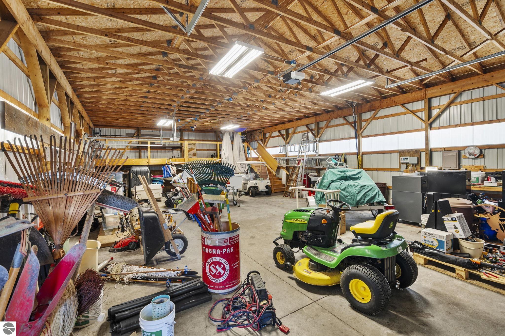 Bellaire, Michigan 49615, United States, 4 Bedrooms Bedrooms, ,4 BathroomsBathrooms,Residential,Pending,223987