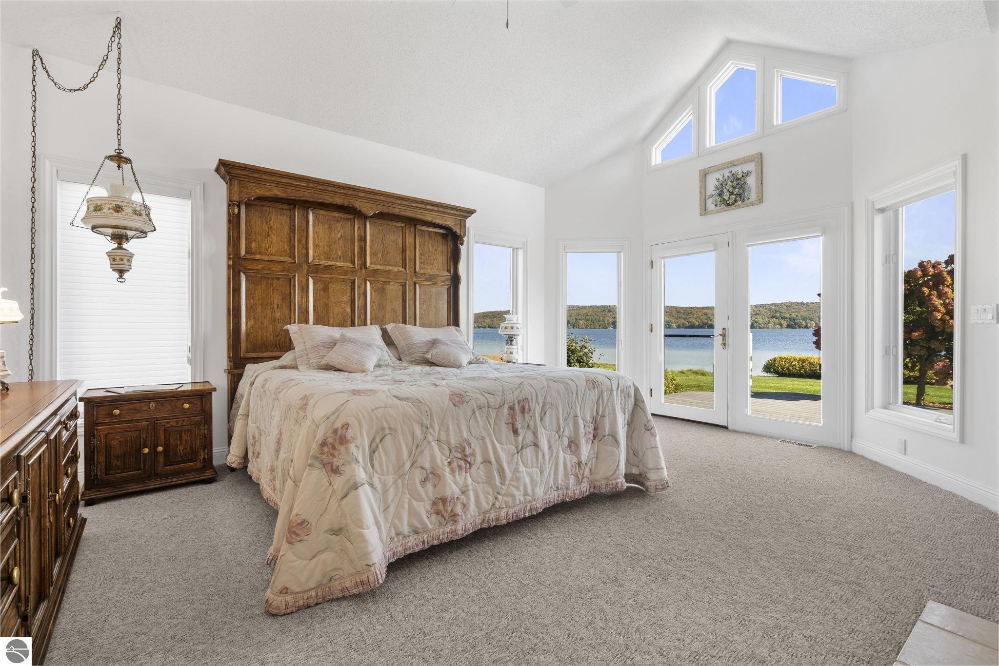 Bellaire, Michigan 49615, United States, 4 Bedrooms Bedrooms, ,4 BathroomsBathrooms,Residential,Pending,223987