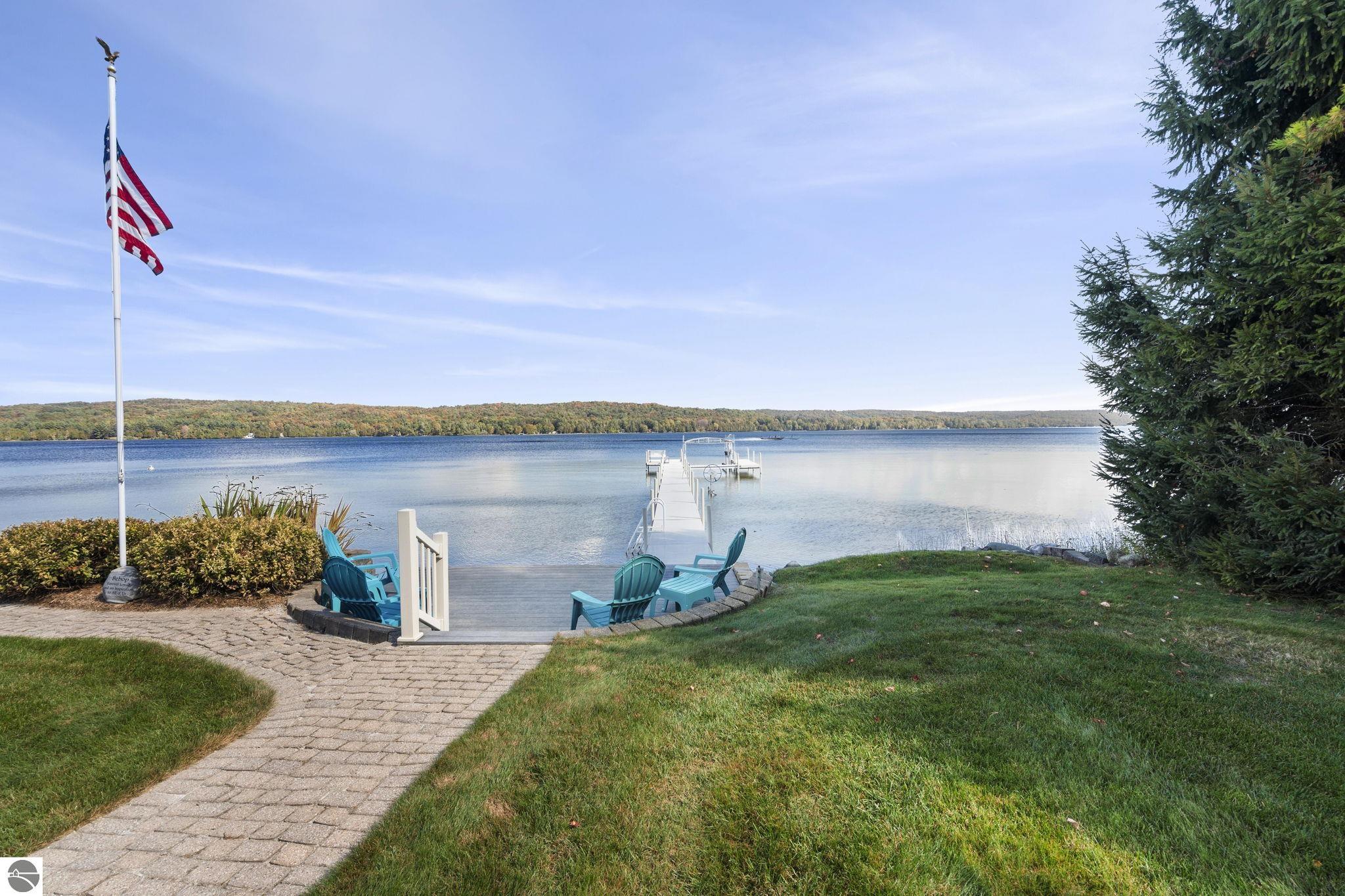 Bellaire, Michigan 49615, United States, 4 Bedrooms Bedrooms, ,4 BathroomsBathrooms,Residential,Pending,223987