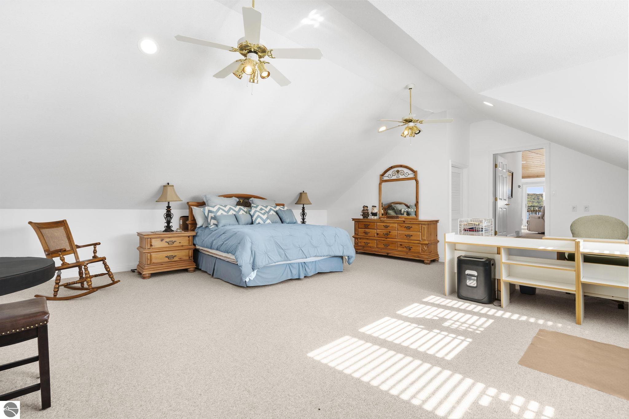 Bellaire, Michigan 49615, United States, 4 Bedrooms Bedrooms, ,4 BathroomsBathrooms,Residential,Pending,223987