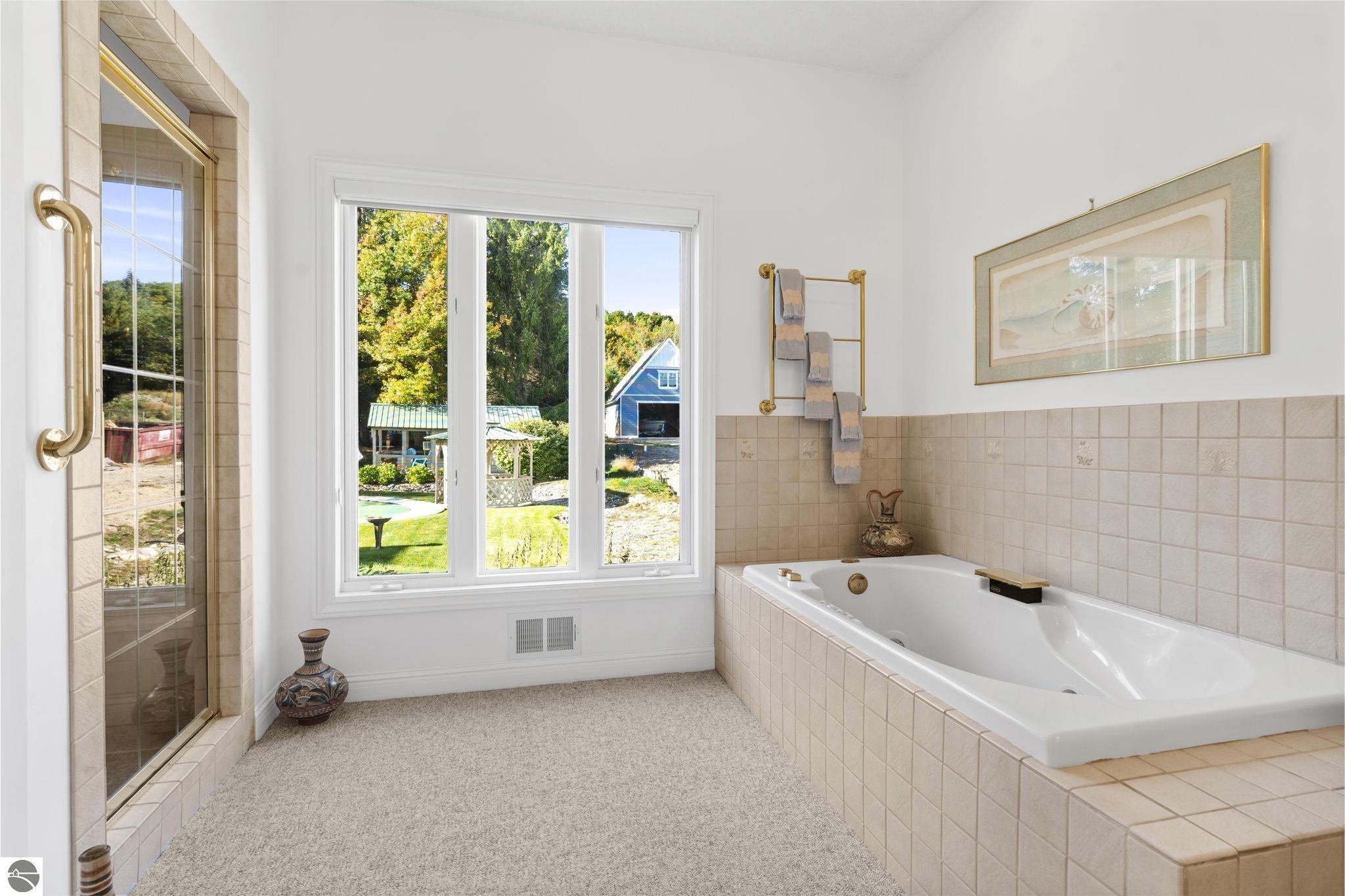 Bellaire, Michigan 49615, United States, 4 Bedrooms Bedrooms, ,4 BathroomsBathrooms,Residential,Pending,223987