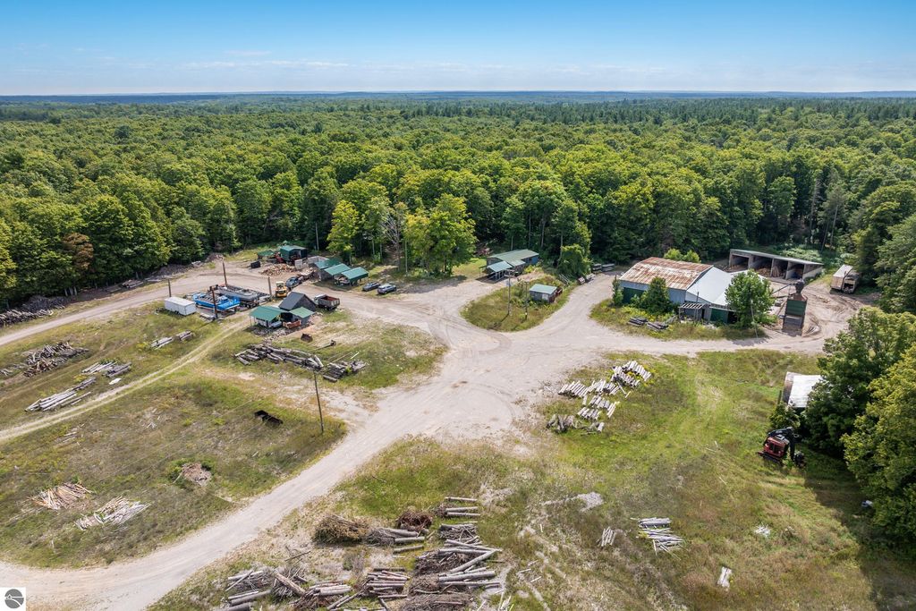 Photo of 17437 Almira Road, Lake Ann, MI 49650 (MLS # 1938085)