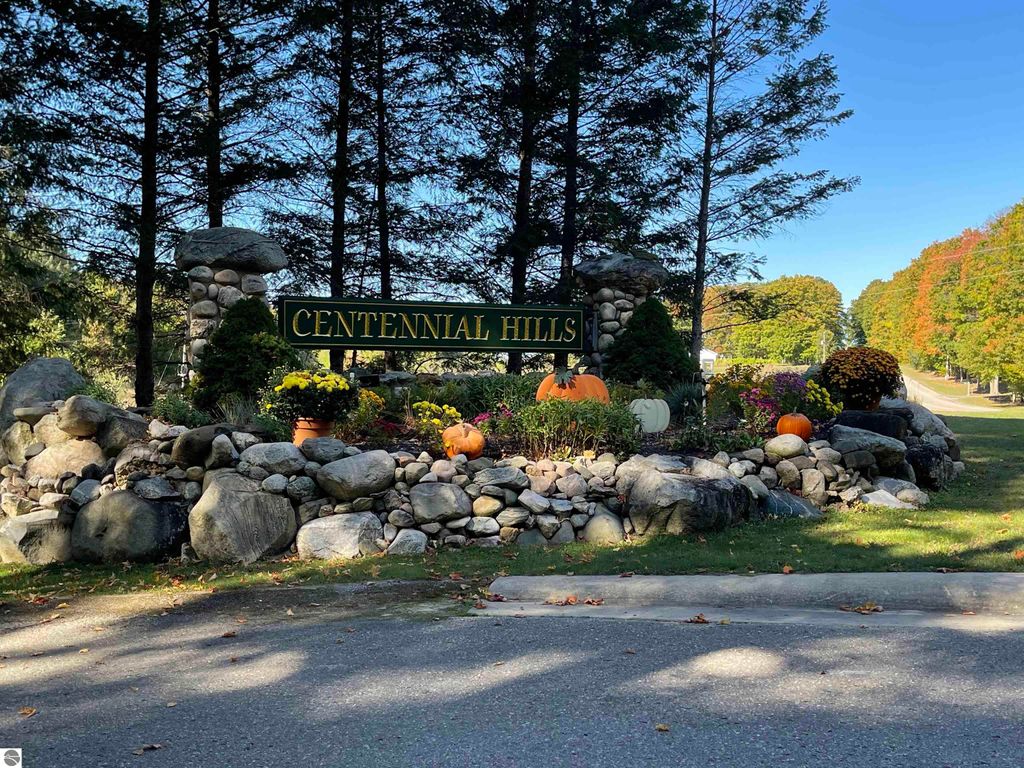 Photo of 2425 Quail Court, Bellaire, MI 49615 (MLS # 1939590)