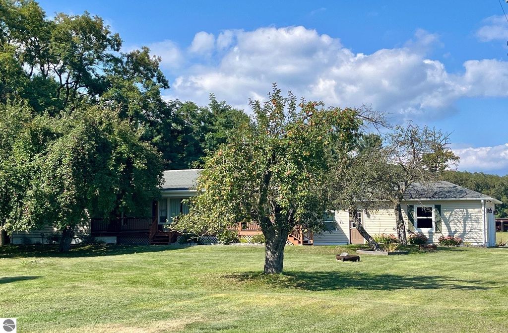 Photo of 760 Anderson, Tawas City, MI 48763 (MLS # 1938593)