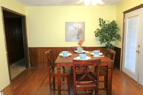 Tiny photo for 1608 Linksview Way, Gladwin, MI 48625 (MLS # 1929704)