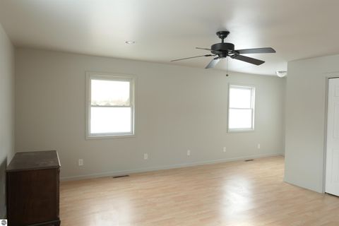 Tiny photo for 1608 Linksview Way, Gladwin, MI 48625 (MLS # 1929704)