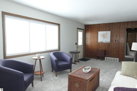 Tiny photo for 1608 Linksview Way, Gladwin, MI 48625 (MLS # 1929704)