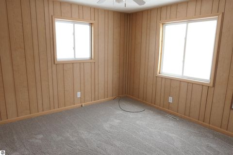 Tiny photo for 1608 Linksview Way, Gladwin, MI 48625 (MLS # 1929704)