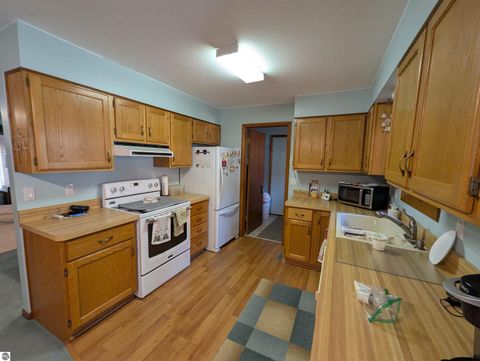 Tiny photo for 2540 West Drive, Tawas City, MI 48763 (MLS # 1940316)