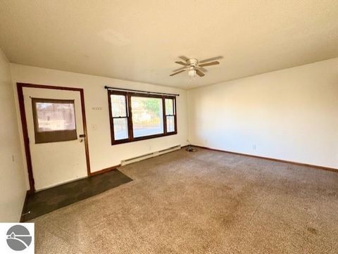 Tiny photo for 327 Eaton Street, Breckenridge, MI 48615 (MLS # 1940312)