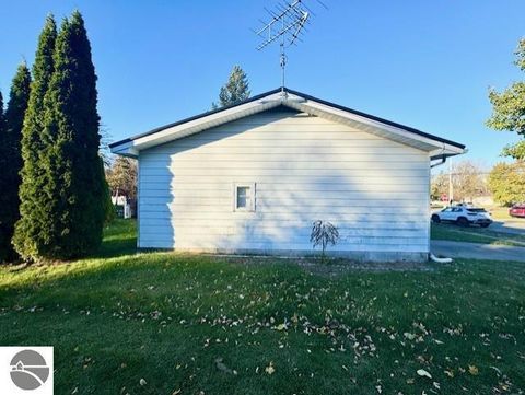 Tiny photo for 327 Eaton Street, Breckenridge, MI 48615 (MLS # 1940312)