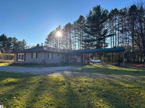 Tiny photo for 1190 Meadow Road, Tawas City, MI 48763 (MLS # 1940170)