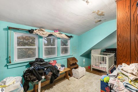 Tiny photo for 7602 S 43 1/2 Road, Cadillac, MI 49601 (MLS # 1940276)