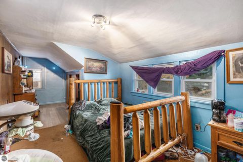 Tiny photo for 7602 S 43 1/2 Road, Cadillac, MI 49601 (MLS # 1940276)