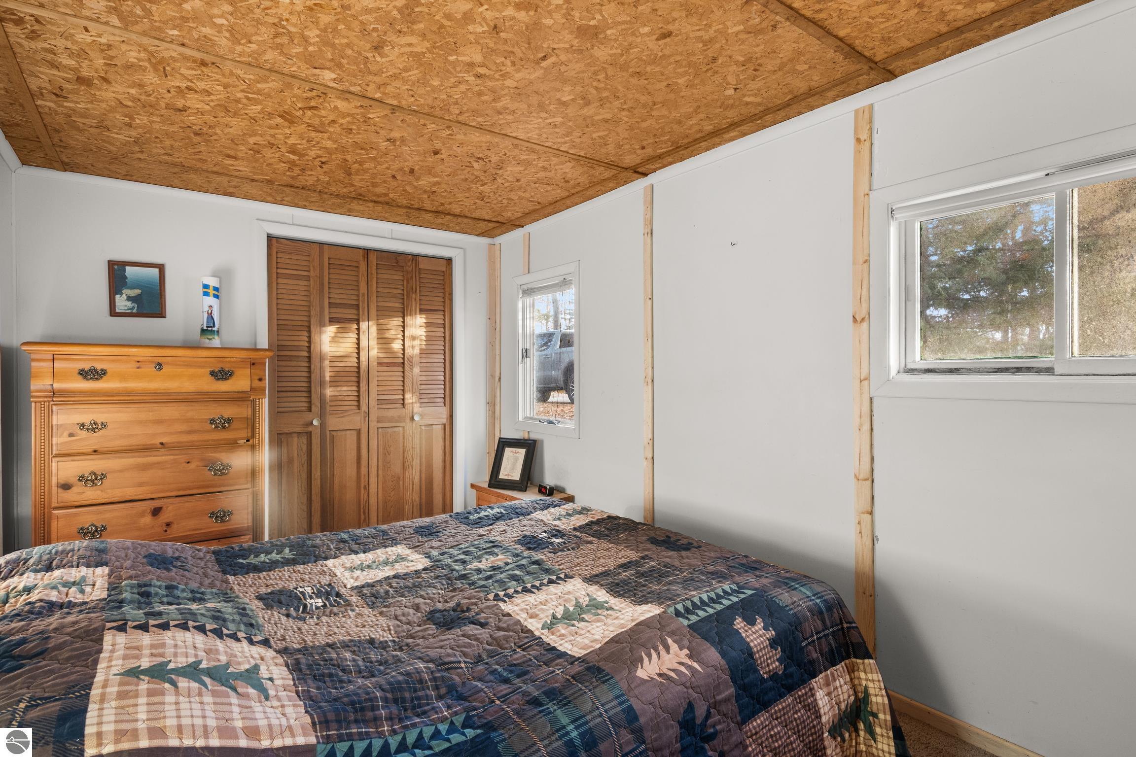 Traverse City, Michigan 49696, United States, 2 Bedrooms Bedrooms, ,1 BathroomBathrooms,Residential,Active,249116