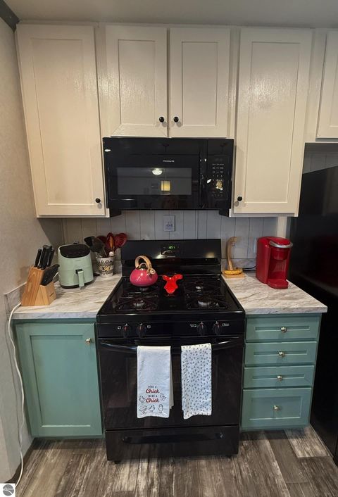 Tiny photo for 1249 Concord, Mt Pleasant, MI 48858 (MLS # 1939866)