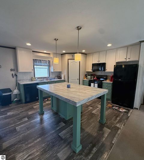 Tiny photo for 1249 Concord, Mt Pleasant, MI 48858 (MLS # 1939866)