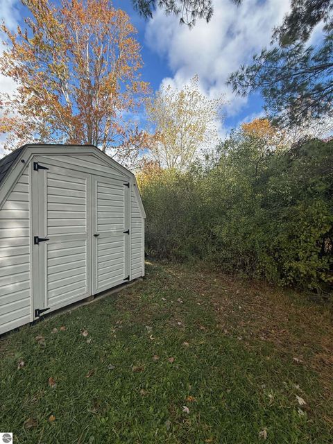Tiny photo for 1249 Concord, Mt Pleasant, MI 48858 (MLS # 1939866)