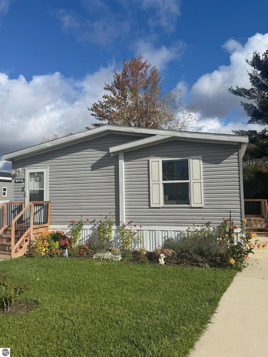 Photo of 1249 Concord, Mt Pleasant, MI 48858 (MLS # 1939866)