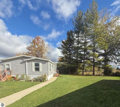 Tiny photo for 1249 Concord, Mt Pleasant, MI 48858 (MLS # 1939866)