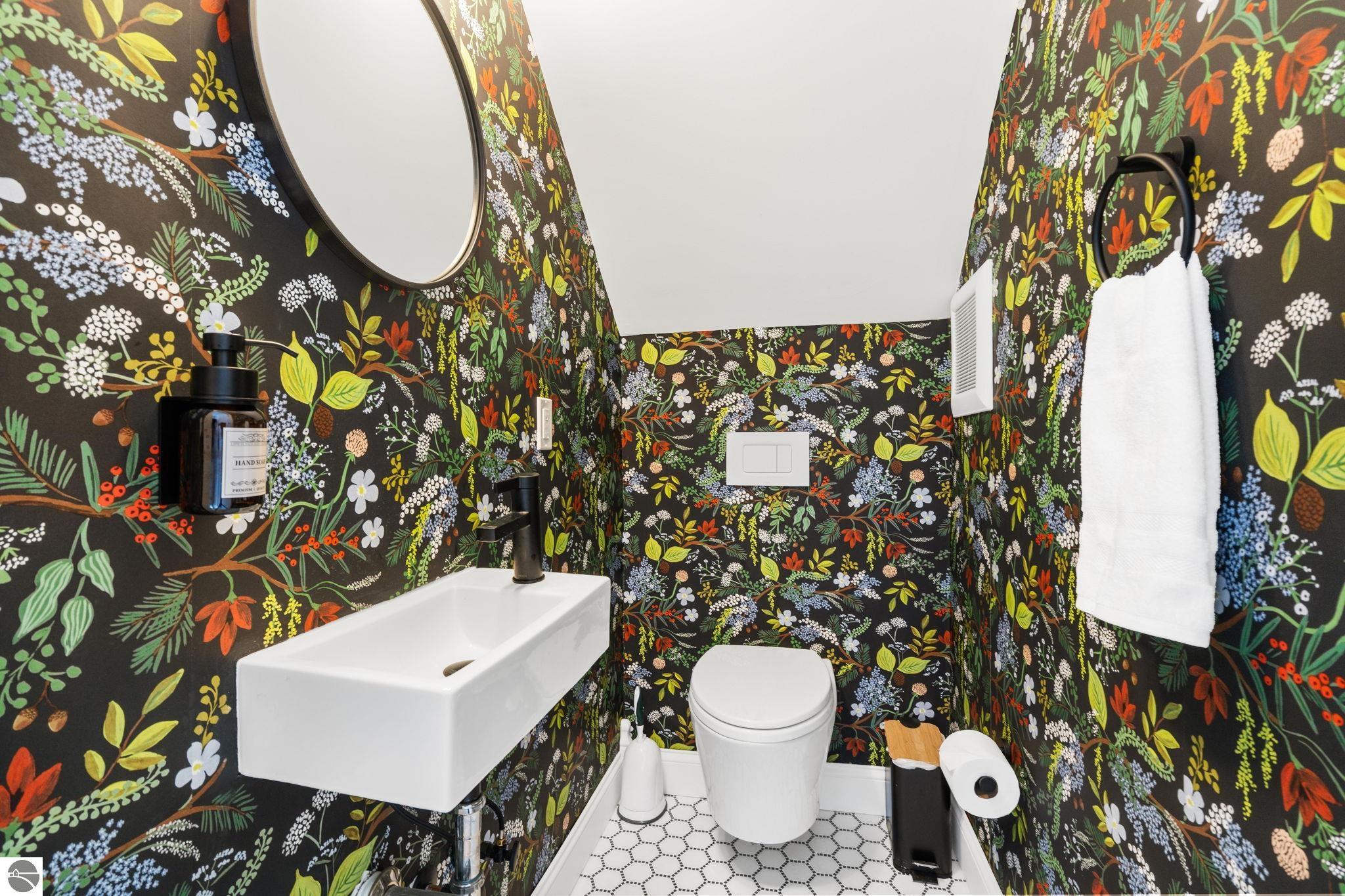 Bellaire, Michigan 49615, United States, 5 Bedrooms Bedrooms, ,4 BathroomsBathrooms,Residential,Active,253634