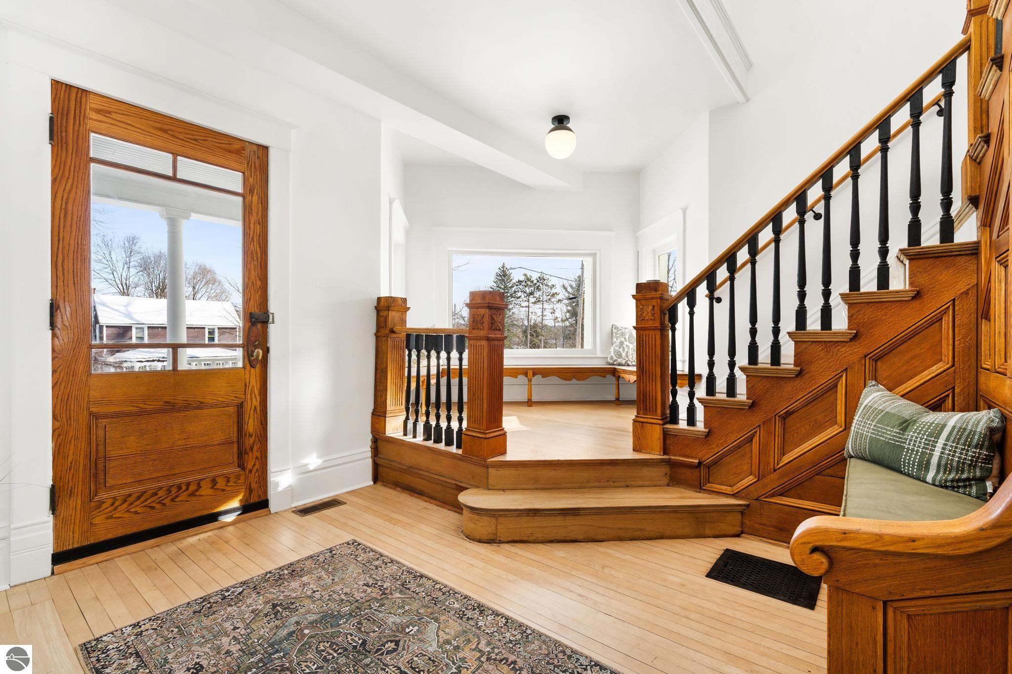 Bellaire, Michigan 49615, United States, 5 Bedrooms Bedrooms, ,4 BathroomsBathrooms,Residential,Active,253634