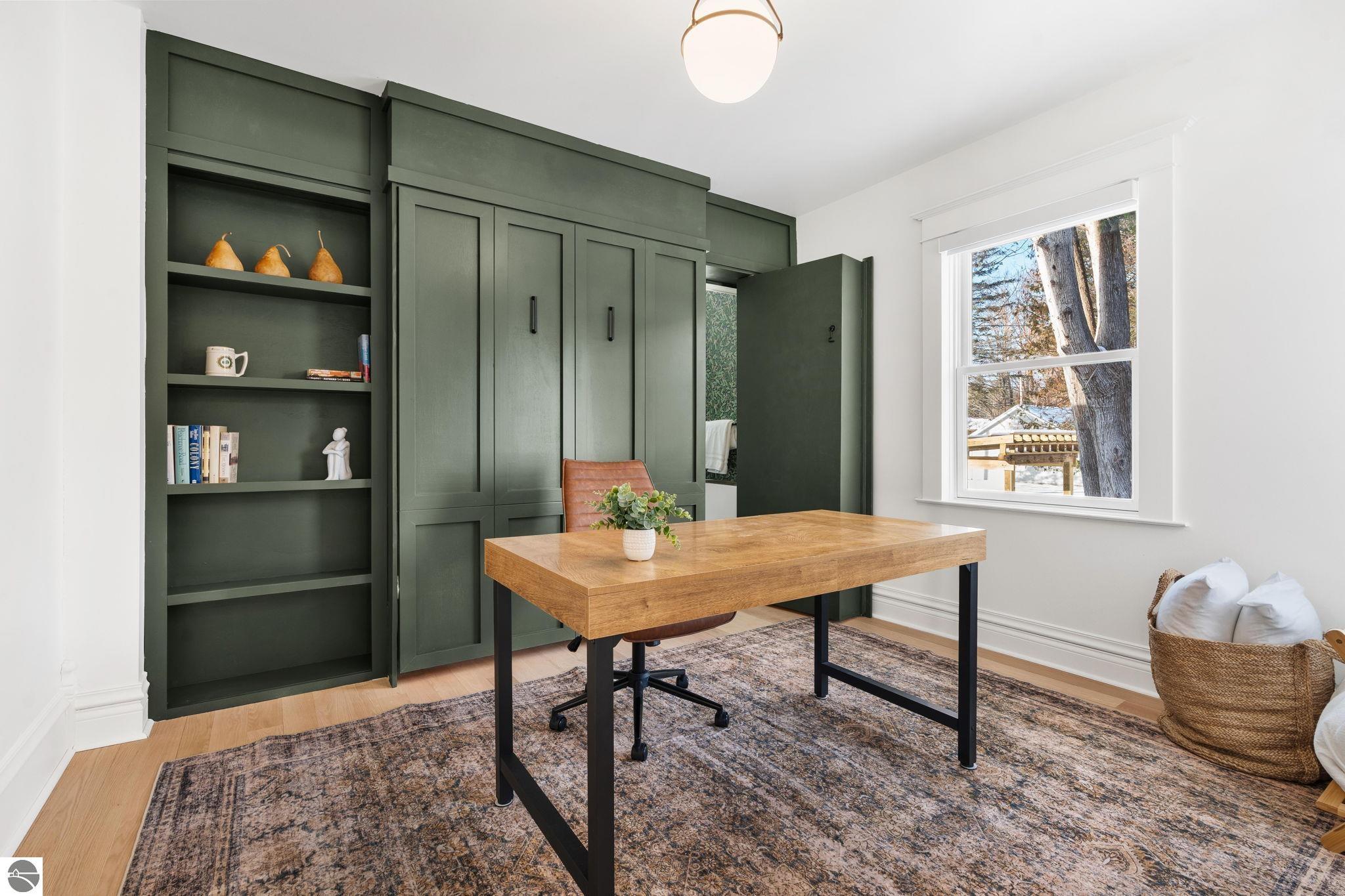 Bellaire, Michigan 49615, United States, 5 Bedrooms Bedrooms, ,4 BathroomsBathrooms,Residential,Active,253634