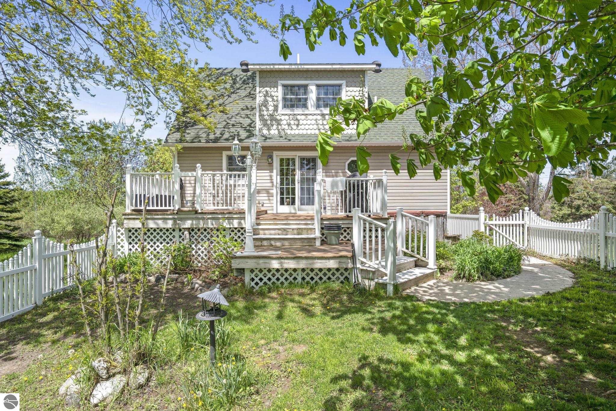 Ellsworth, Michigan 49729, United States, 2 Bedrooms Bedrooms, ,3 BathroomsBathrooms,Residential,Pending,141687