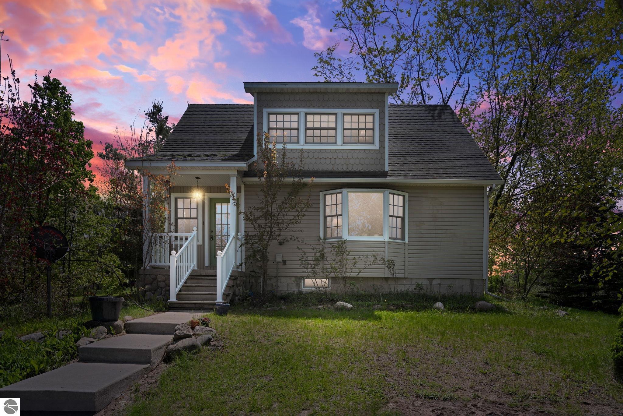 Ellsworth, Michigan 49729, United States, 2 Bedrooms Bedrooms, ,3 BathroomsBathrooms,Residential,Pending,141687