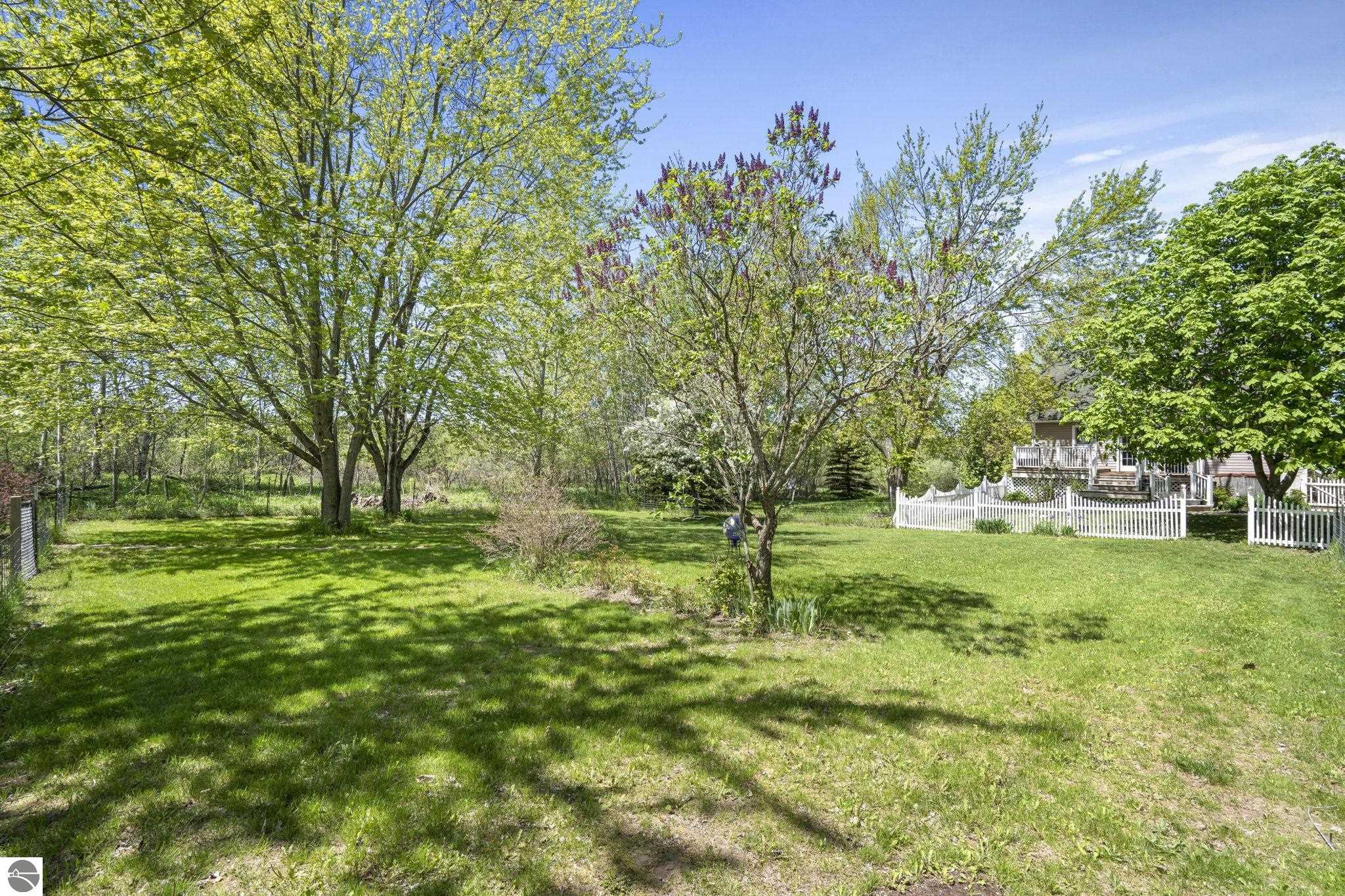 Ellsworth, Michigan 49729, United States, 2 Bedrooms Bedrooms, ,3 BathroomsBathrooms,Residential,Pending,141687