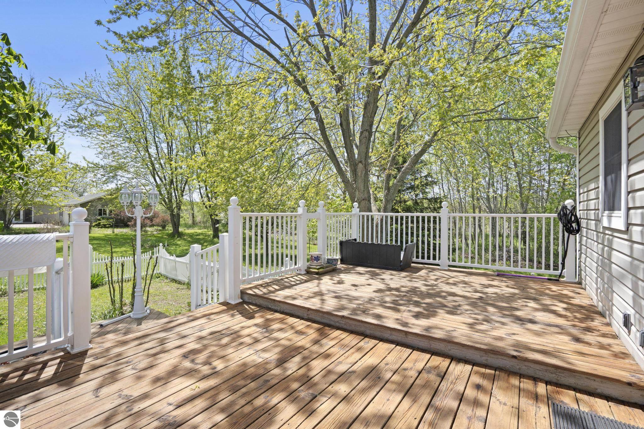 Ellsworth, Michigan 49729, United States, 2 Bedrooms Bedrooms, ,3 BathroomsBathrooms,Residential,Pending,141687