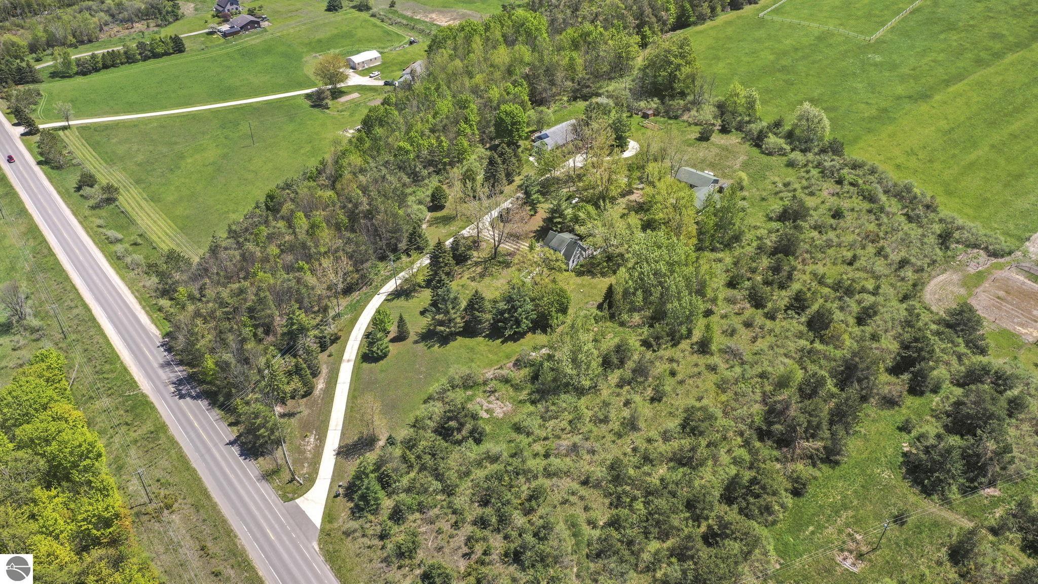 Ellsworth, Michigan 49729, United States, 2 Bedrooms Bedrooms, ,3 BathroomsBathrooms,Residential,Pending,141687