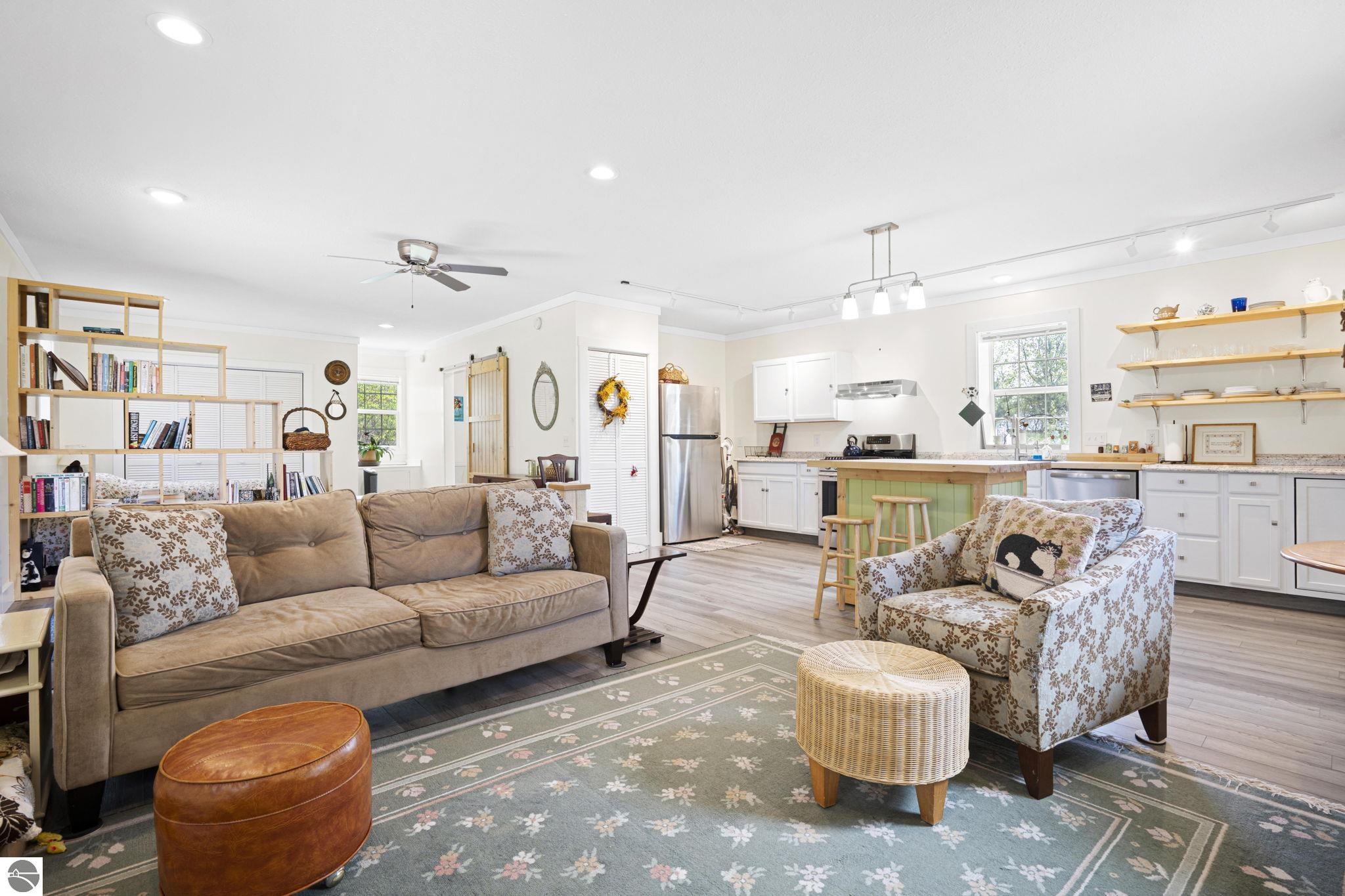 Ellsworth, Michigan 49729, United States, 2 Bedrooms Bedrooms, ,3 BathroomsBathrooms,Residential,Pending,141687