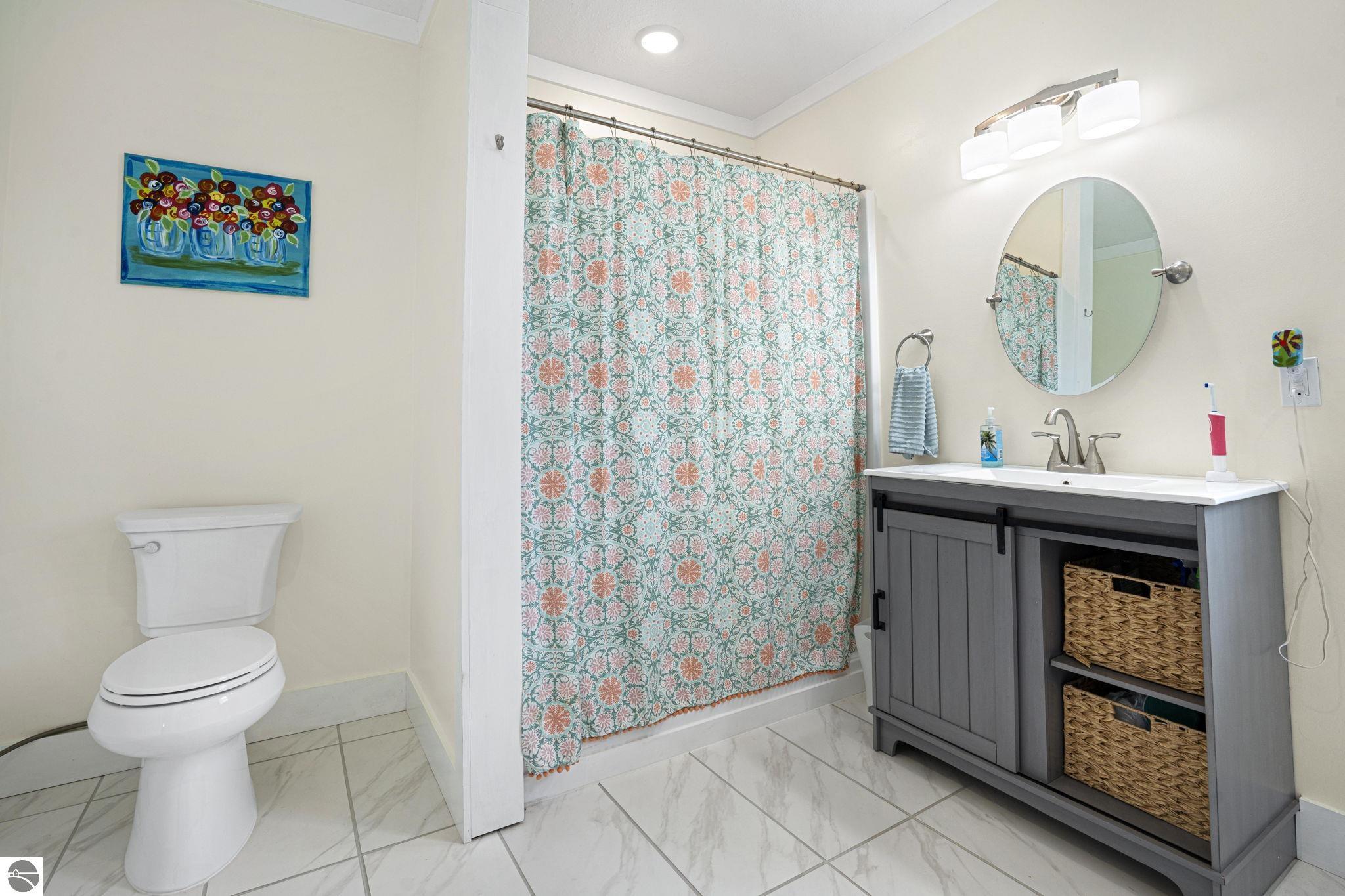 Ellsworth, Michigan 49729, United States, 2 Bedrooms Bedrooms, ,3 BathroomsBathrooms,Residential,Pending,141687