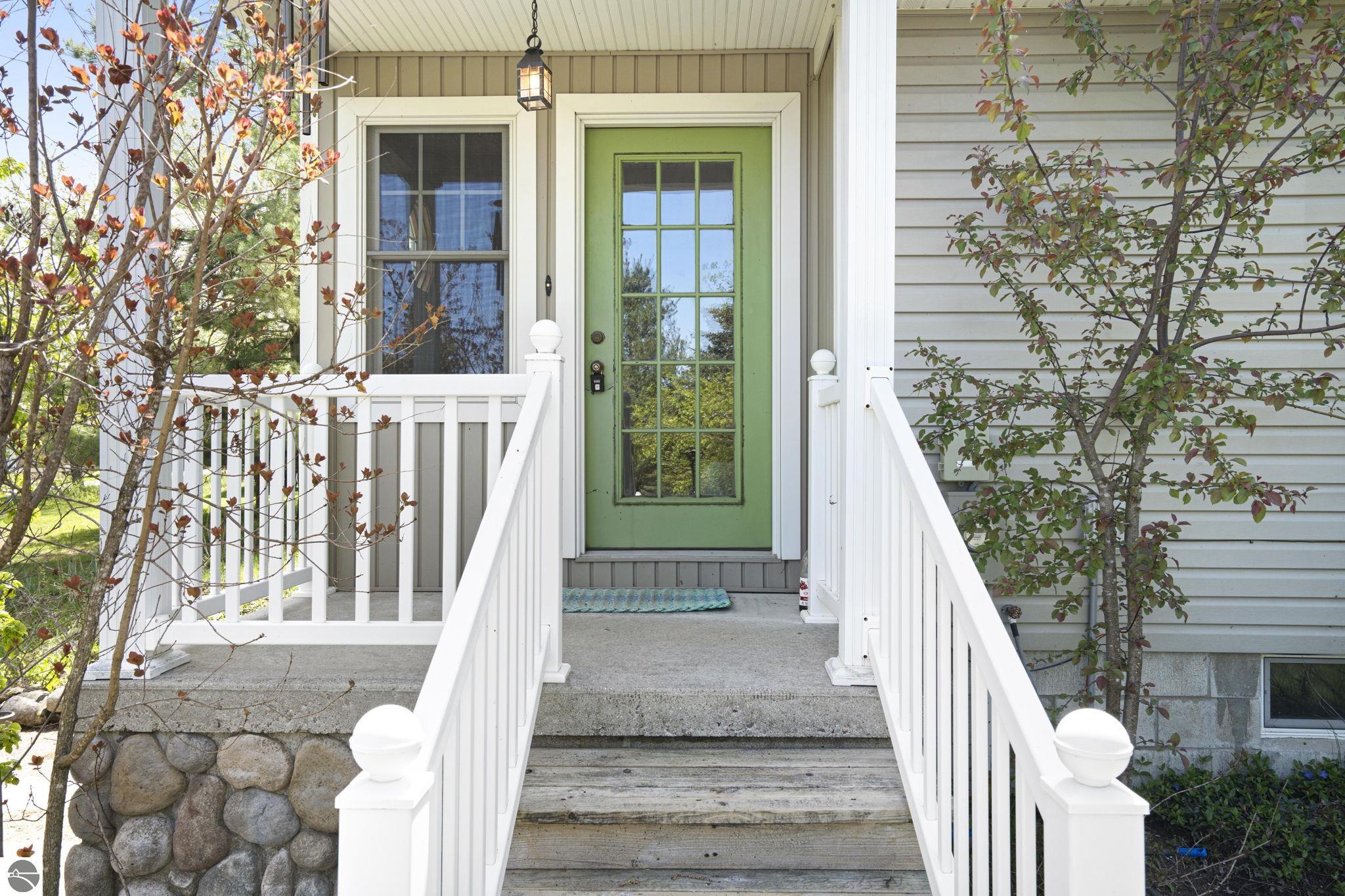 Ellsworth, Michigan 49729, United States, 2 Bedrooms Bedrooms, ,3 BathroomsBathrooms,Residential,Pending,141687