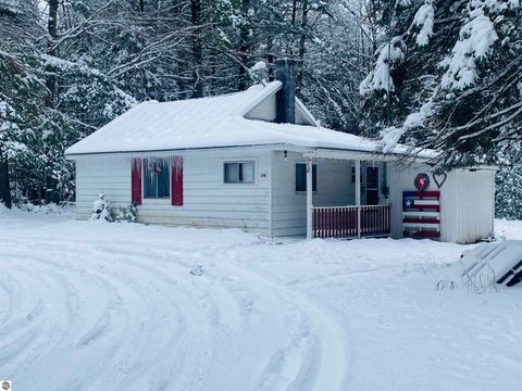 Tiny photo for 1240 Quigley Road, West Branch, MI 48661 (MLS # 1940949)