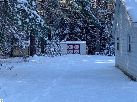 Tiny photo for 1240 Quigley Road, West Branch, MI 48661 (MLS # 1940949)