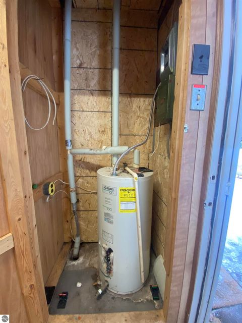 Tiny photo for 1240 Quigley Road, West Branch, MI 48661 (MLS # 1940949)