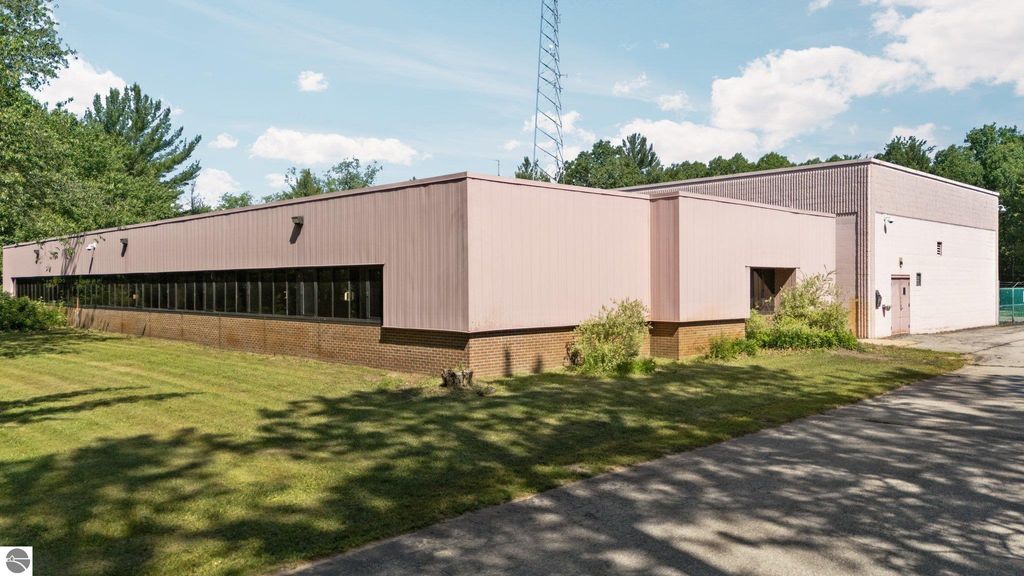 Photo of 890 Island Lake Road, Kalkaska, MI 49646 (MLS # 1921348)