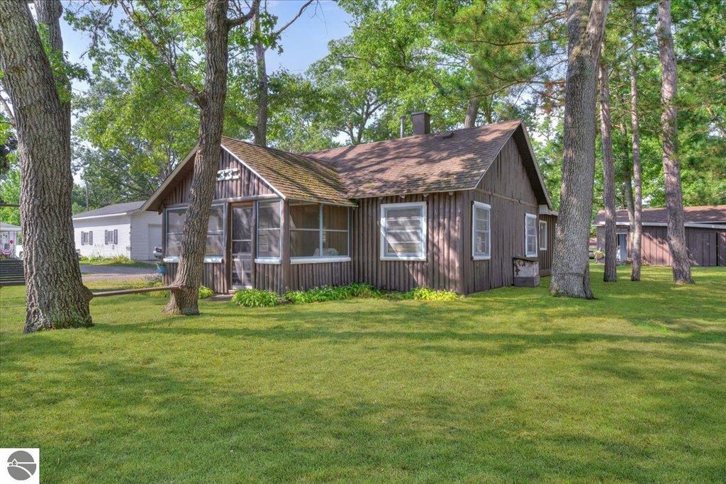 Photo of 1333 N Sand Lake Road, National City, MI 48748 (MLS # 1938409)